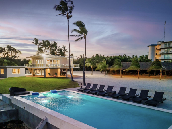 Islamorada Three Bedroom Home with Full Ocean View & Pool